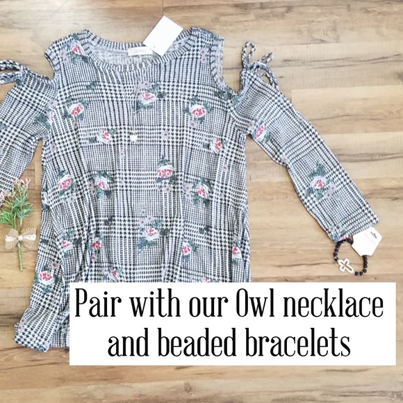 4/$24 SALE - GINGHAM FLORAL LONG SLEEVE TOP - Picture 4 of 6